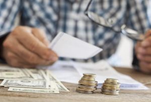 Exclusão de salários-de-contribuição após a EC 103/2019: entenda a tese de revisão que permite aplicação também para benefícios por incapacidade.